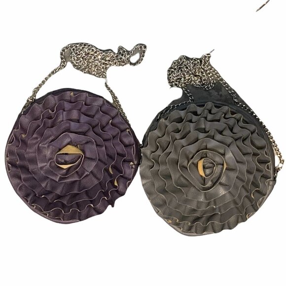 Pair of Small Round 3D Flower Purses Chain Strap - Picture 3 of 11